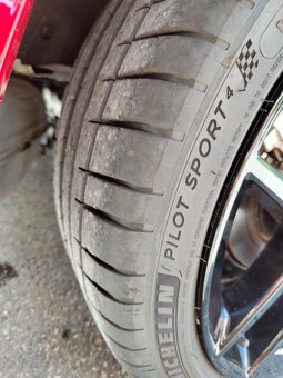 Pneumatiky Michelin Pilot Sport 4 235/40 R18 95Y - 2