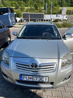 Toyota Avensis 2.2 diesel malo km - 2