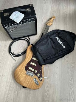 SX Guitars Stratocaster + Fender Champion 20 - 2
