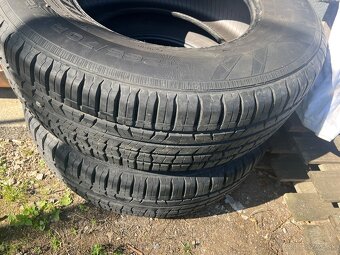 Nokian LT 265/70 R17 - 2