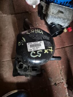 Citroën C5 III X7 rok 2008-2016 servo čerpadlo - 2