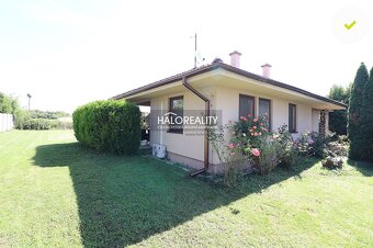 HALO reality - Predaj, rodinný dom Cabaj - Čápor, štýlový bu - 2