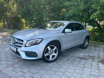 Mercedes-Benz GLA - 2
