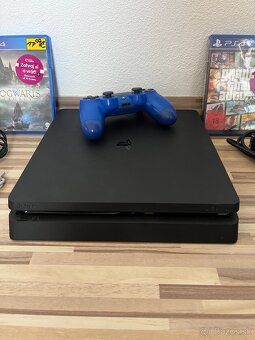 PlayStation 4 Slim - 500GB - 2