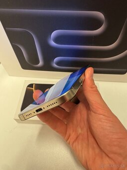 iPhone 16 Pro Max 256GB Natural Titanium - 2