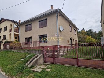 5 IZBOVÝ RODINNÝ DOM 160 m2, POZEMOK 618 m2, POPROČ - 2