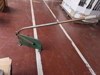 Predám nožnice na plech a pásovinu - 2