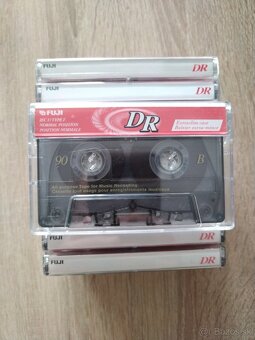 MC kazety Fuji DR 90min - 2