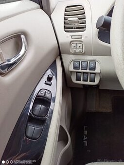 Nissan leaf r.v.2011 - 2