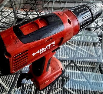 HILTI - 2