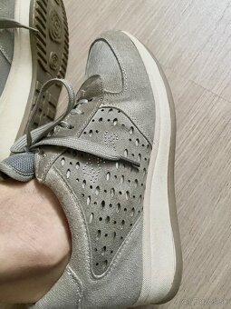 Dámske sivé strieborné tenisky kožené - 2
