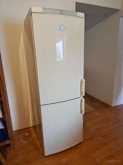 Chladnička s mrazničkou - 2