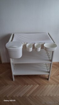 Prebalovací pult - 2