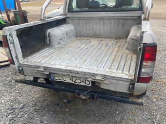 Nissan navara d22 - 2