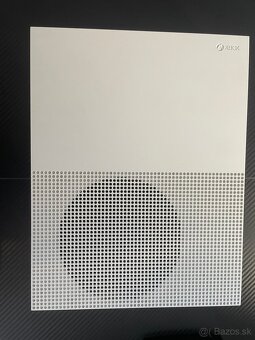 Xbox One S 1TB so všetkým príslušentvom - 2