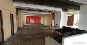Obchodný priestor na predaj, 560 m2 - 2