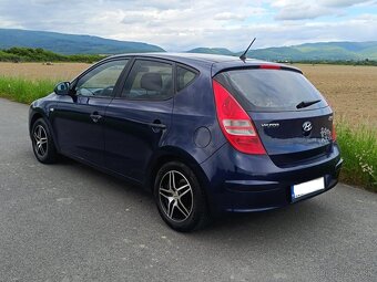 Hyundai I30, 1.4 benzín, r.2010, dobrý stav - 2
