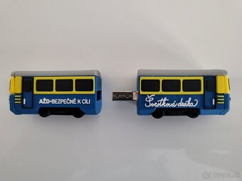Časopis Reportér 4/2023 + AŽD USB flash disc 32 GB - 2