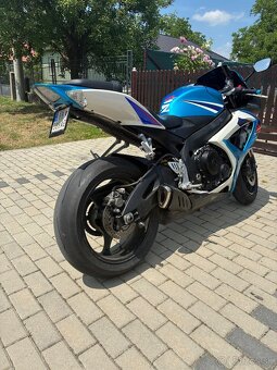 Suzuki gsxr 750 - 2