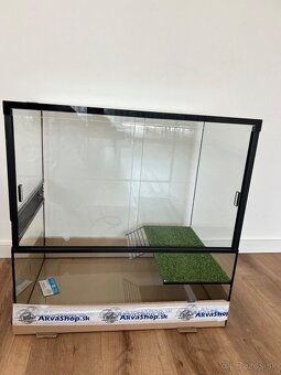 Predám NOVÉ aquarium na korytnačky - 2