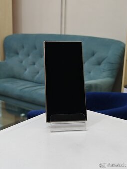 Samsung Galaxy S24 Ultra 256GB - 2