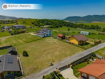 Predaj stavebný pozemok 1394 m2, Podhorany - 2