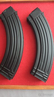 Zasobnik AK 47 40 ranovy a 30 ranovy - 2