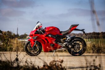 Ducati Panigale V4 možný odpočet DPH - 2