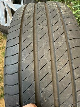 Predám Elektróny R17 na letních pneumatikách Michelin - 2