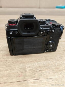 Lumix S5 + 50mm f1.8 - 2