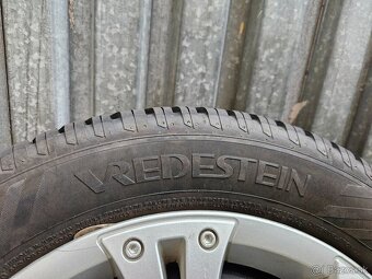 Zimná sada Suzuki - 4x100 r15 + Vredestein 175/65 r15 84H - 2