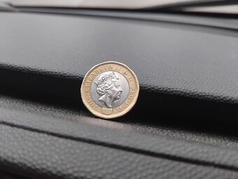 Minca Elizabeth II. One pound 2016 - - 2