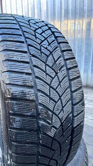 2ks zimné 225/45 r18 Goodyear - 2