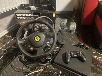 Predám PlayStation 4 Slim spolu s volantom Thrustmaster T80 - 2