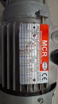 elekromotor s prevodovkou - 2