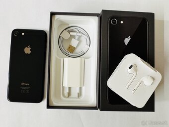 iPhone 8 Space Gray 64 GB - 2