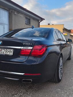 BMW 740i (3 liter benzín) - 2