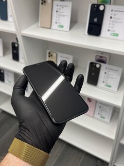 ZÁRUKA 2 ROKY / Apple iPhone 11 64GB Black - 2