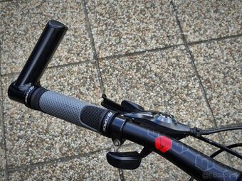 Horský bicykel CUBE AIM 27.5 2016 - 2