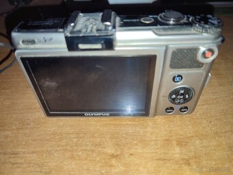 Olympus xz1 - 2