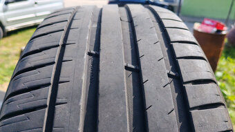 Letné pneu 255/45 R20 --- MICHELIN - 2