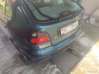 Renault Mégane - 2