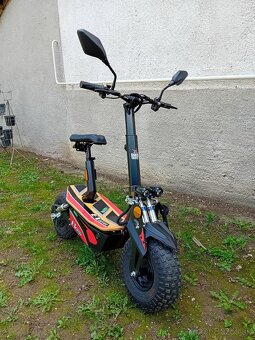 Elektrická kolobežka - 2