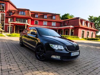 Škoda Superb 2 2.0TDI DSG Laurin & Klement - 2