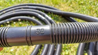 REZERVOVANÉ Hadica čierna 32 mm k bazénu 10m - 2