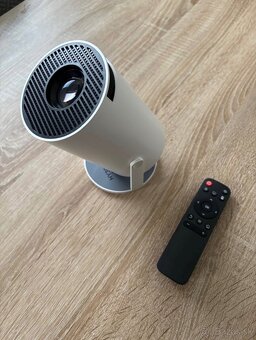 🎥 Mini projektor HY300 PRO 🎥 - 2