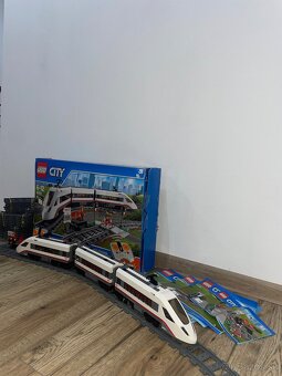 Predám LEGO City vlak 60051 – vysokorýchlostný osobný vlak - 2