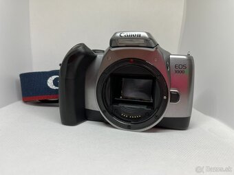 Canon EOS 3000V - 2