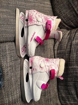 Dievčenské korčule 33-36 - 2