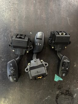 Diely interieru BMW E46 E39 E53 E60 E90 E83 - 2